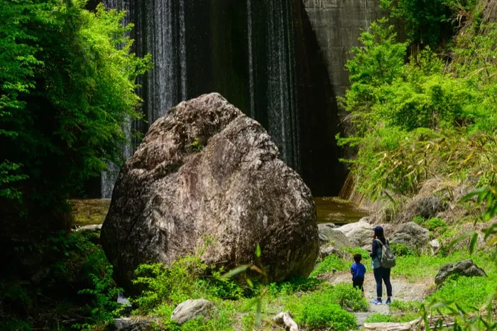 自然を感じ、古き良き暮らしを感じられる里山エリア